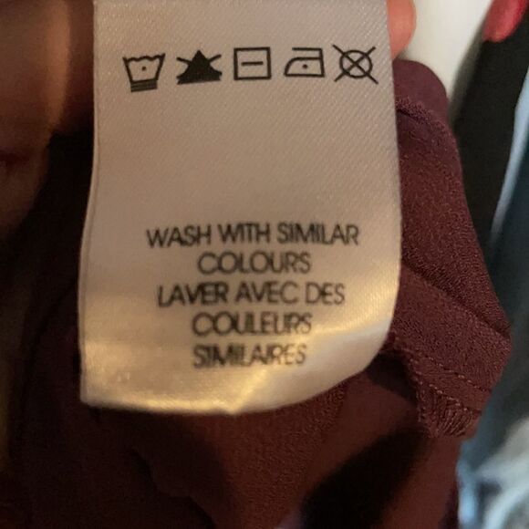 KISMET V-Neck Sleeveless Blouse Size Extra Small - Picture 8 of 8